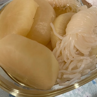 白だしで簡単！大根と白滝の煮物